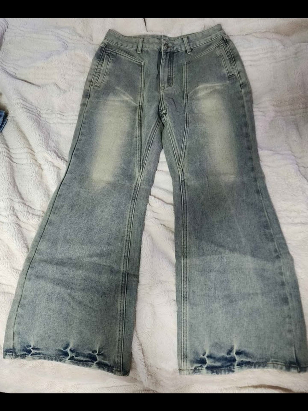 ROMWE Grey Washed Flare Jeans